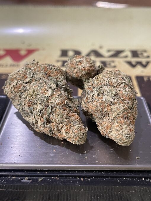 Banana Cream Cake 28g OZ INDICA (INDOOR) on SALE plus 2 indica prerols