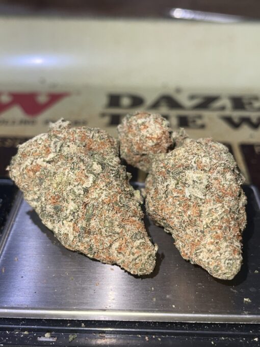 Banana Cream Cake 28g OZ INDICA (INDOOR) on SALE plus 2 indica prerols
