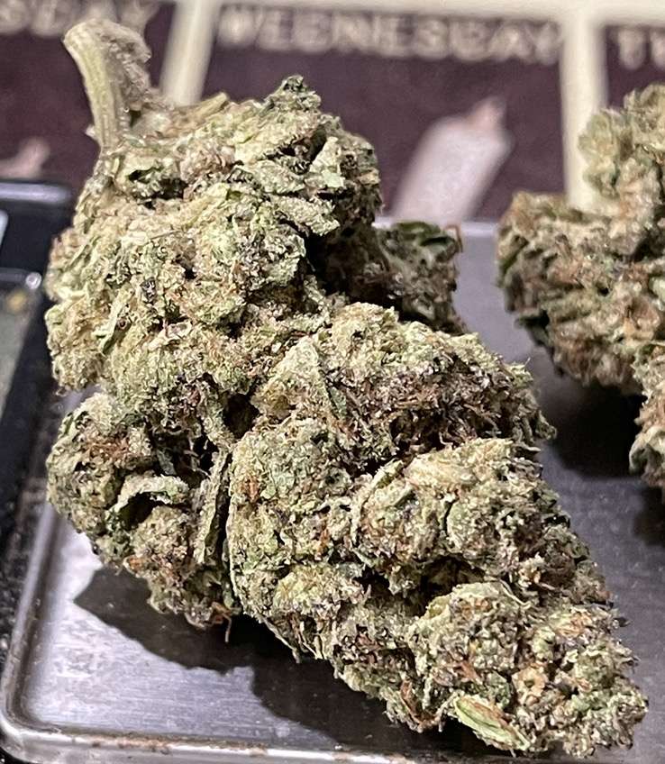 HAWAIN SNOW 28grams OZ SATIVA 29%THC HAWAIN SNOW 28grams OZ SATIVA 29%THC