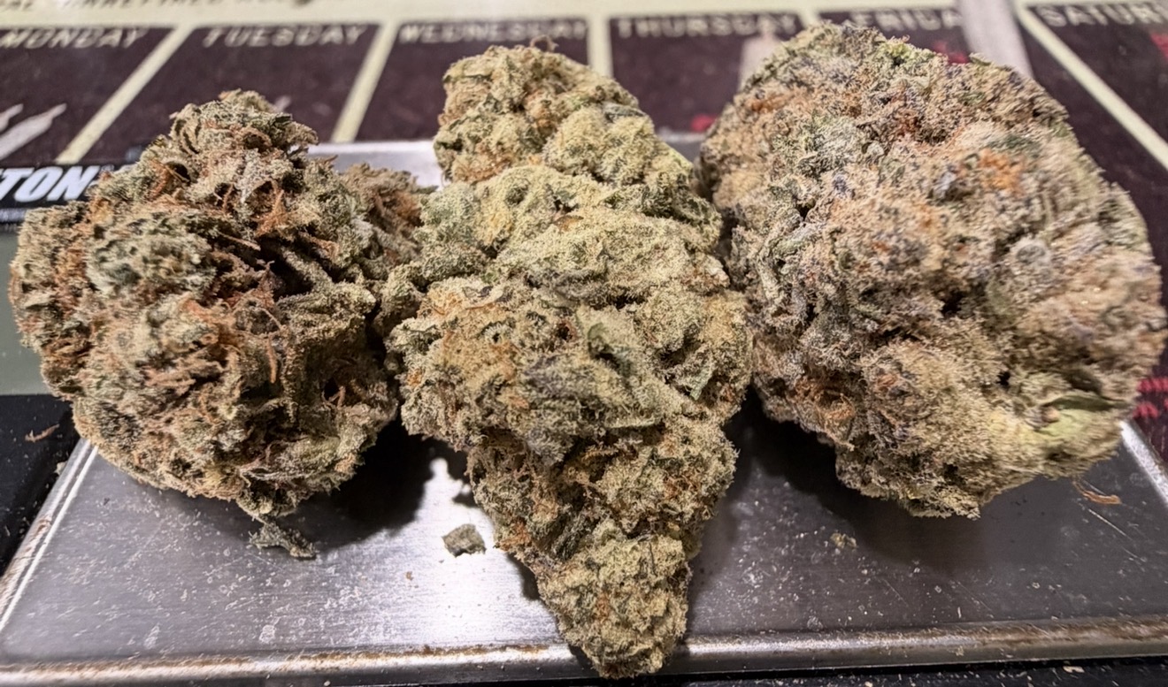 PLATINUM PUNCH 🥊4grams SATIVA DOM 33%THC 🎉LABOR DAY SALE🎉 PLATINUM PUNCH 🥊4grams SATIVA DOM 33%THC 🎉LABOR DAY SALE🎉